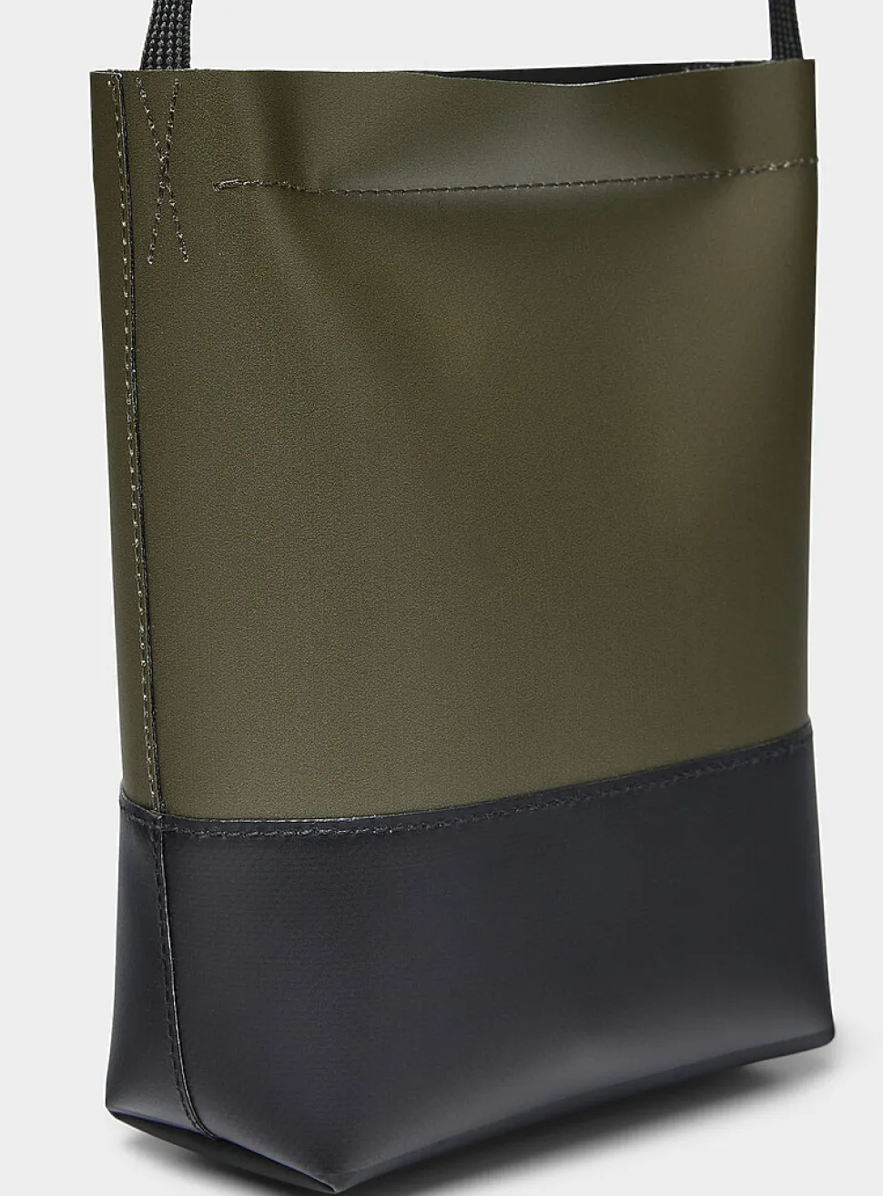 Small two-tone canvas bucket bag