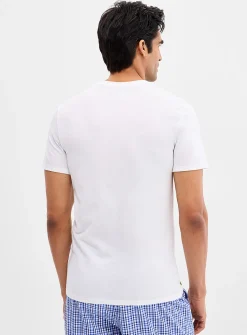 Solid comfortable undershirt
