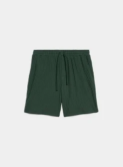 Solid rib-knit short