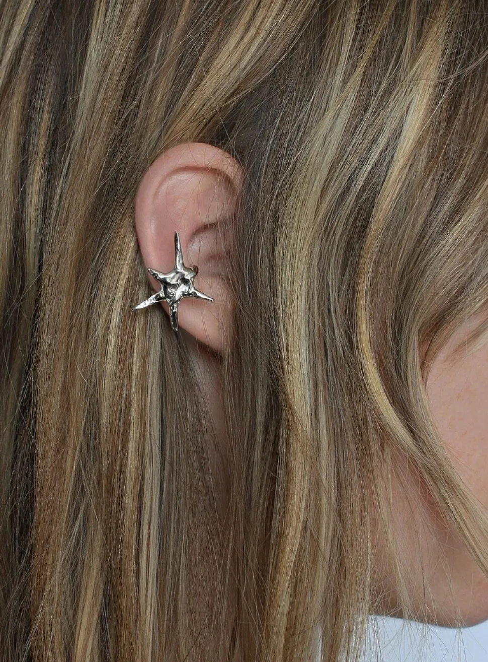Star ear cuff