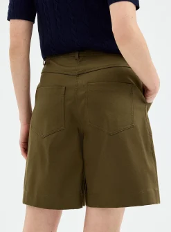 Stretch structured twill short