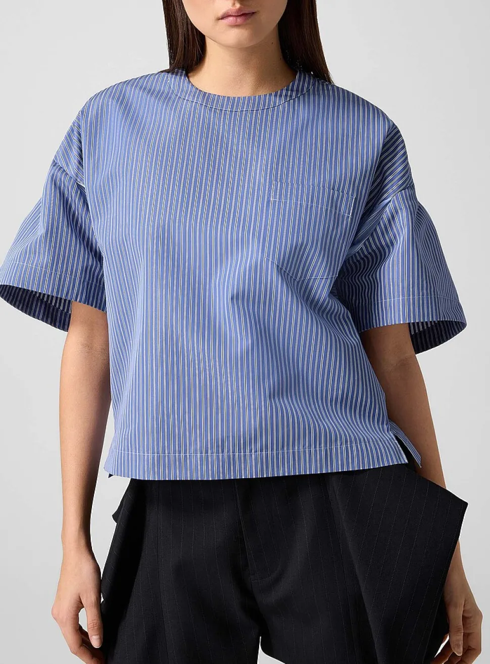 Structured sleeves poplin blouse