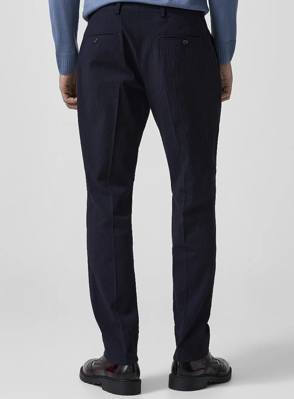 Tapered seersucker pant