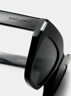Thick-frame cat-eye sunglasses