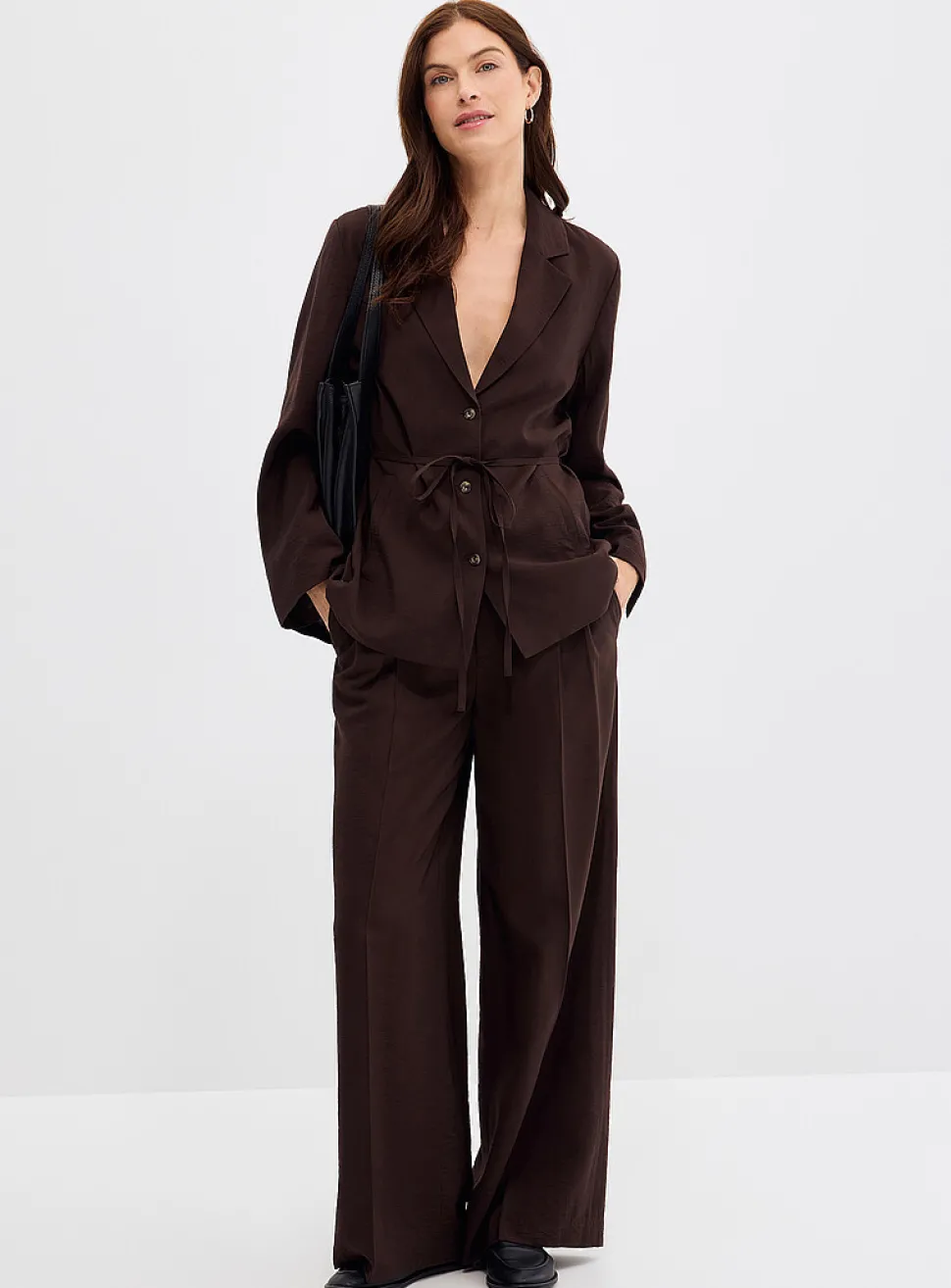 Thin belt flowy hammered blazer