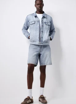 Trucker jean jacket