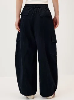 Twill barrel-leg cargo pant