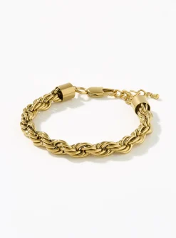 Twisted solid bracelet