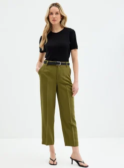 Universal belted fluid pant