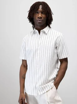 Vertical-stripe seersucker shirt