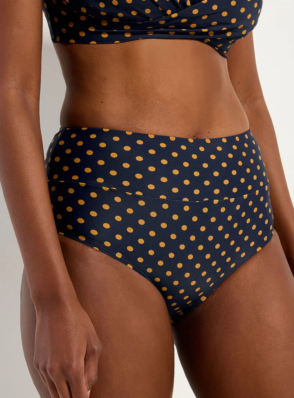 Wide-band high-rise bikini bottom
