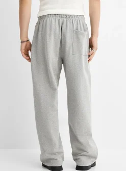 Wide-leg sweatpant