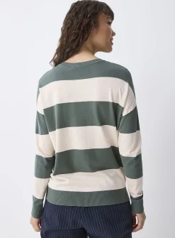 Wide-stripe sweater