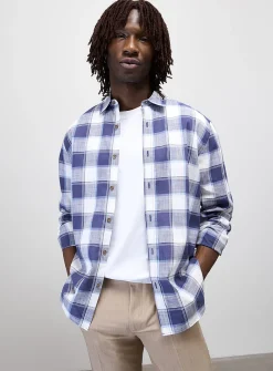 Window tile pattern shirt
