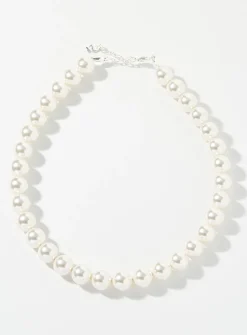 XL pearl necklace